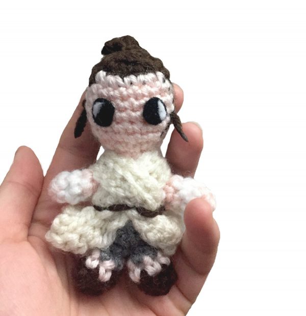 crochet doll of rey from star wars